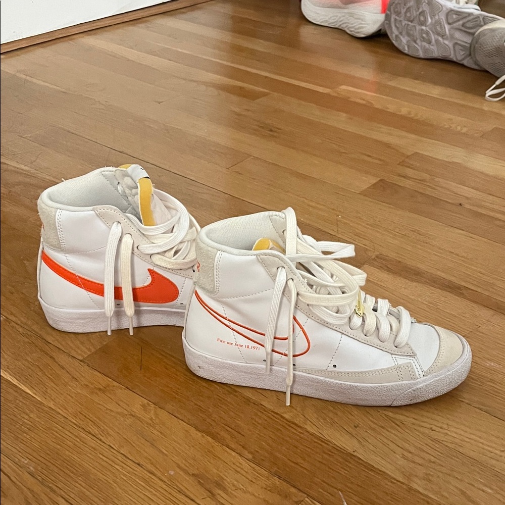 Nike Orange and White Blazers mid